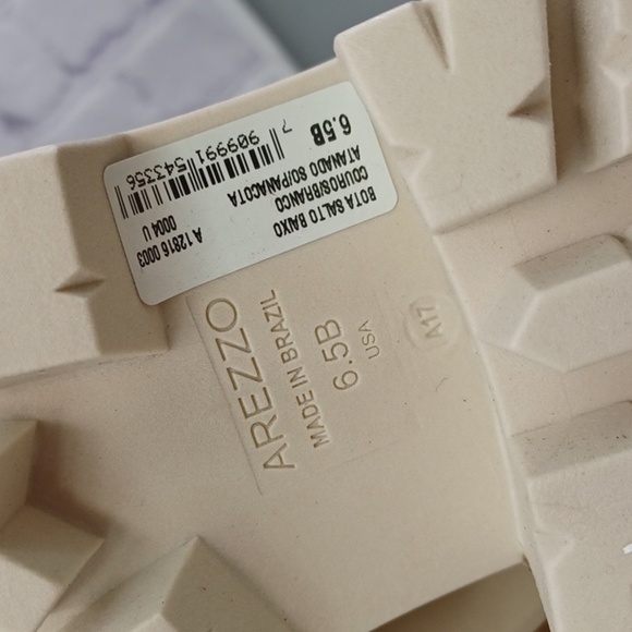 Arezzo Bailey Leather Tractor Boot NWOB - Picture 12 of 12